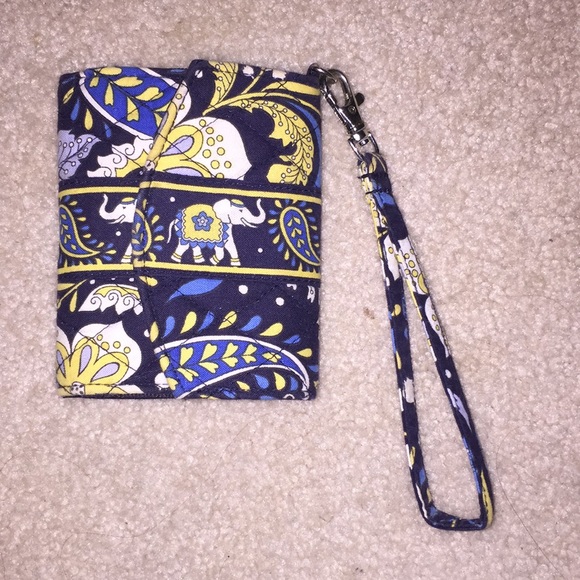 Vera Bradley clutch - Picture 1 of 2